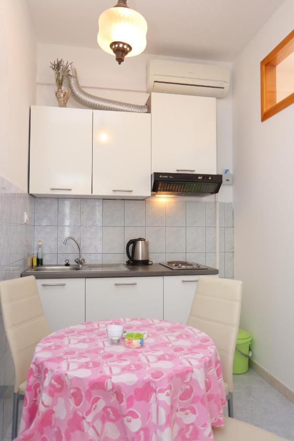 Apartments With A Parking Space Lokva Rogoznica, Omis - 17645 Zewnętrze zdjęcie